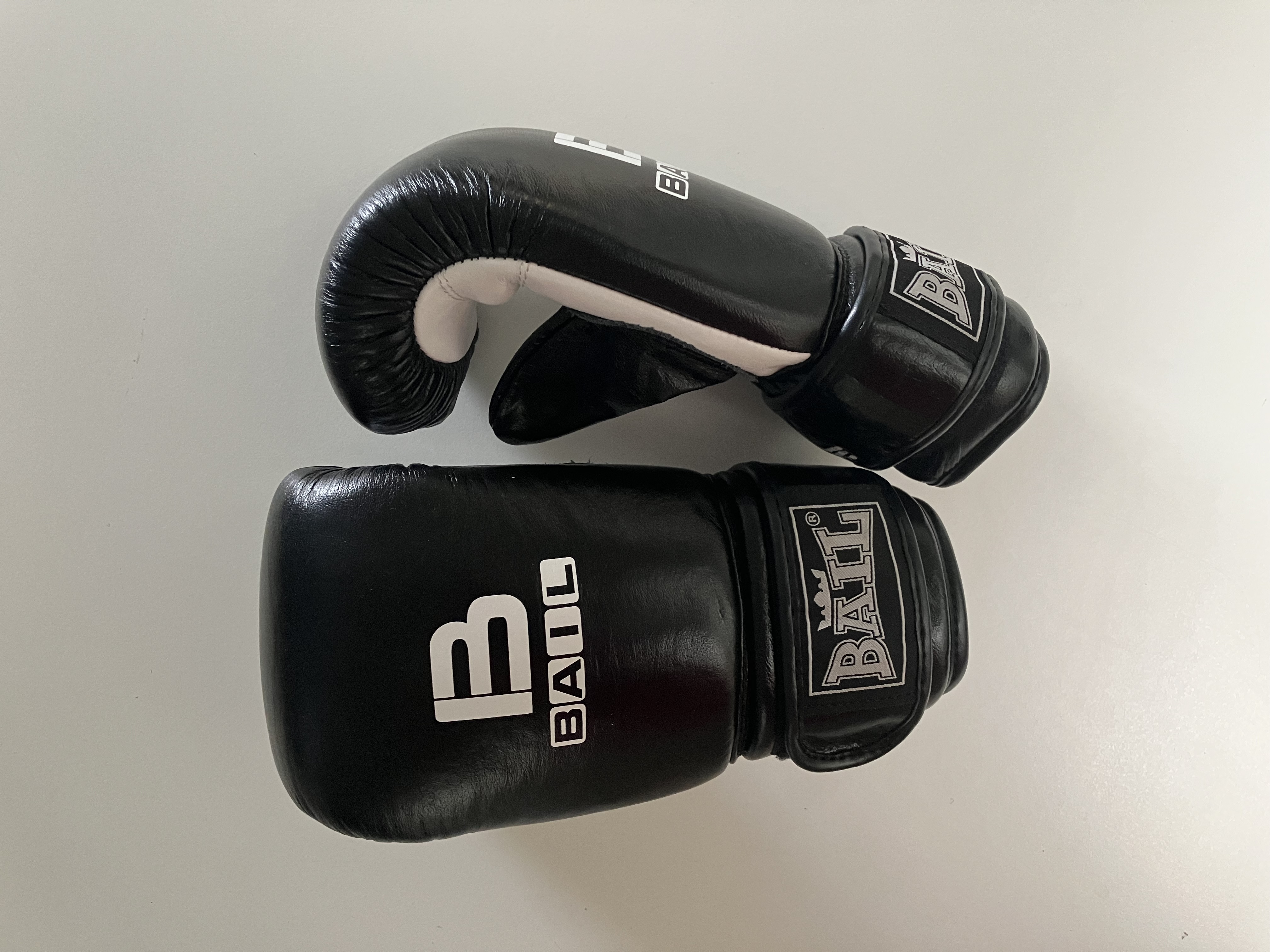 Boxerské rukavice “pytlovky” - BAIL - Profi - čierne